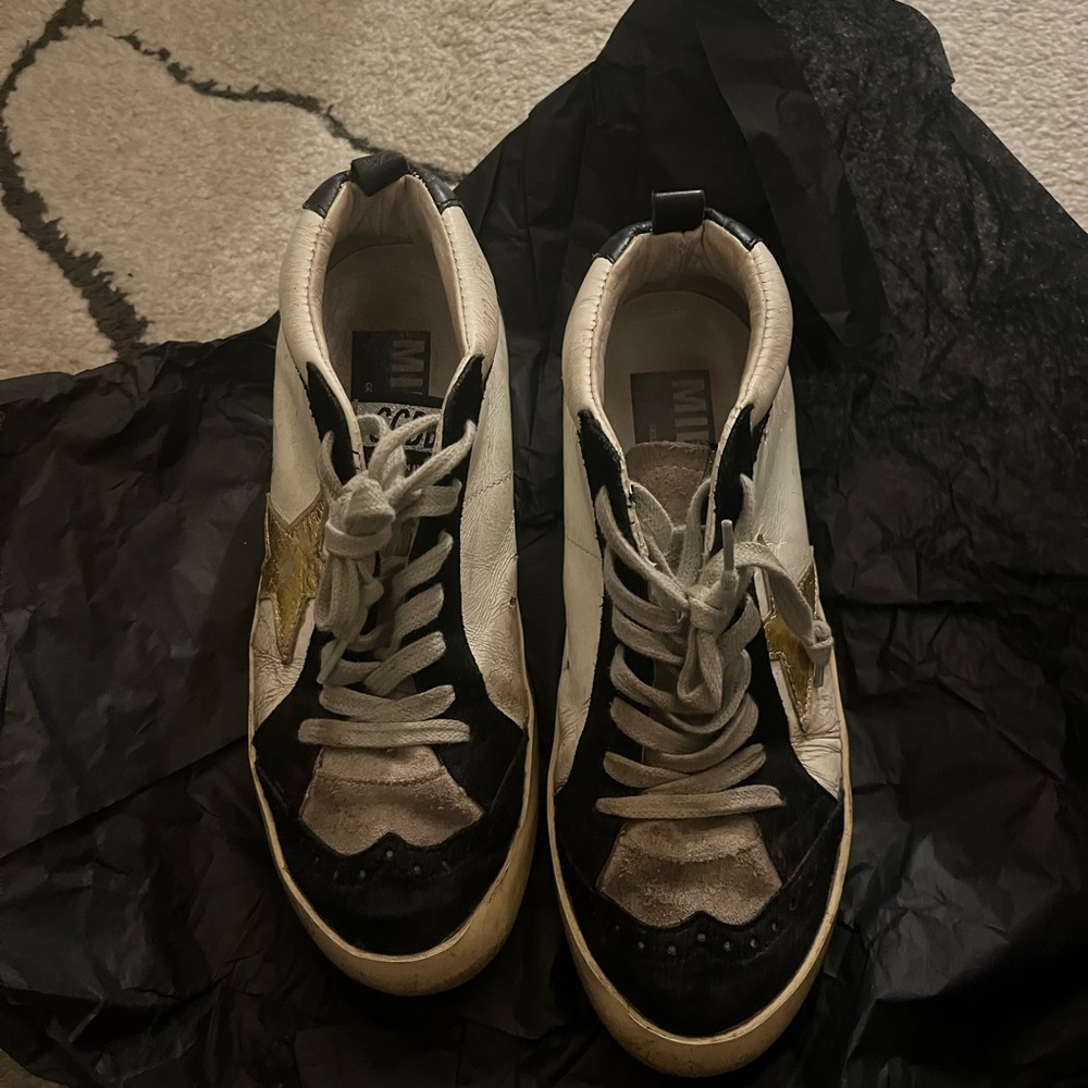 GOLDEN GOOSE sneakers (mid top)